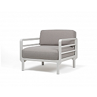 Maximo armchair